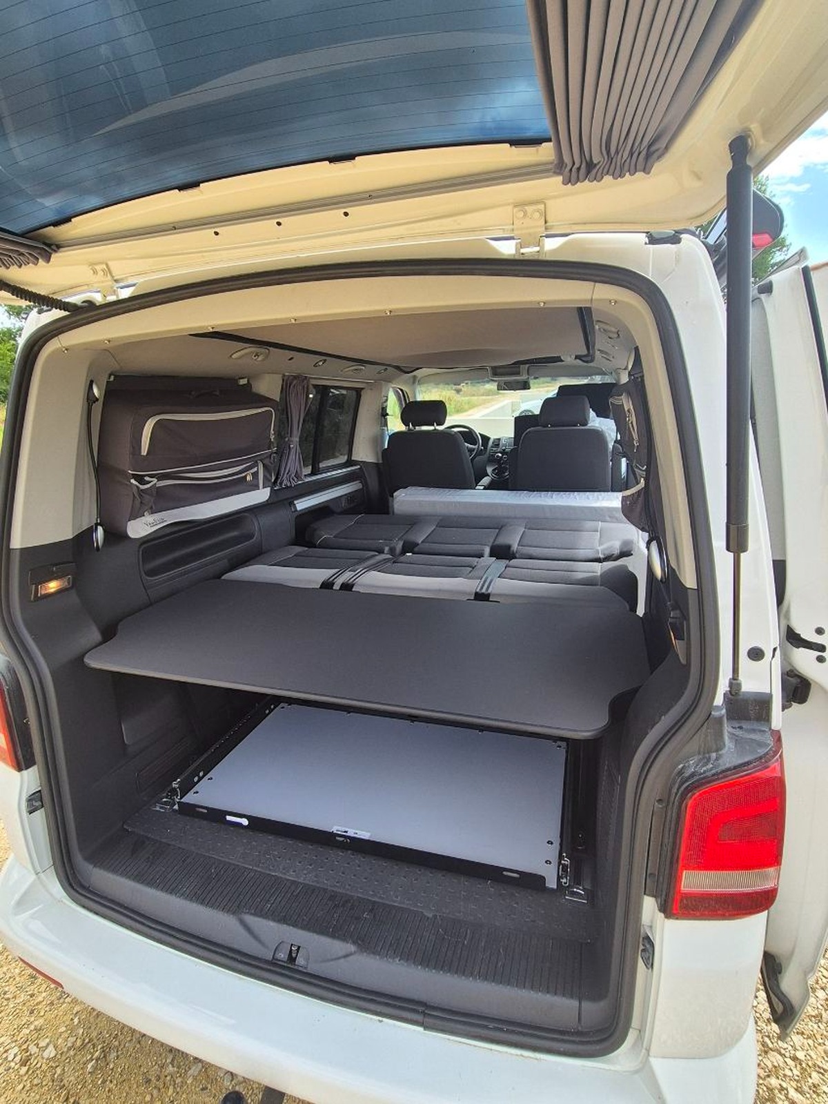 Volkswagen Multivan Multivan STARLINE 2.0 TDI 140 Court 7 places avec équipement caravaning