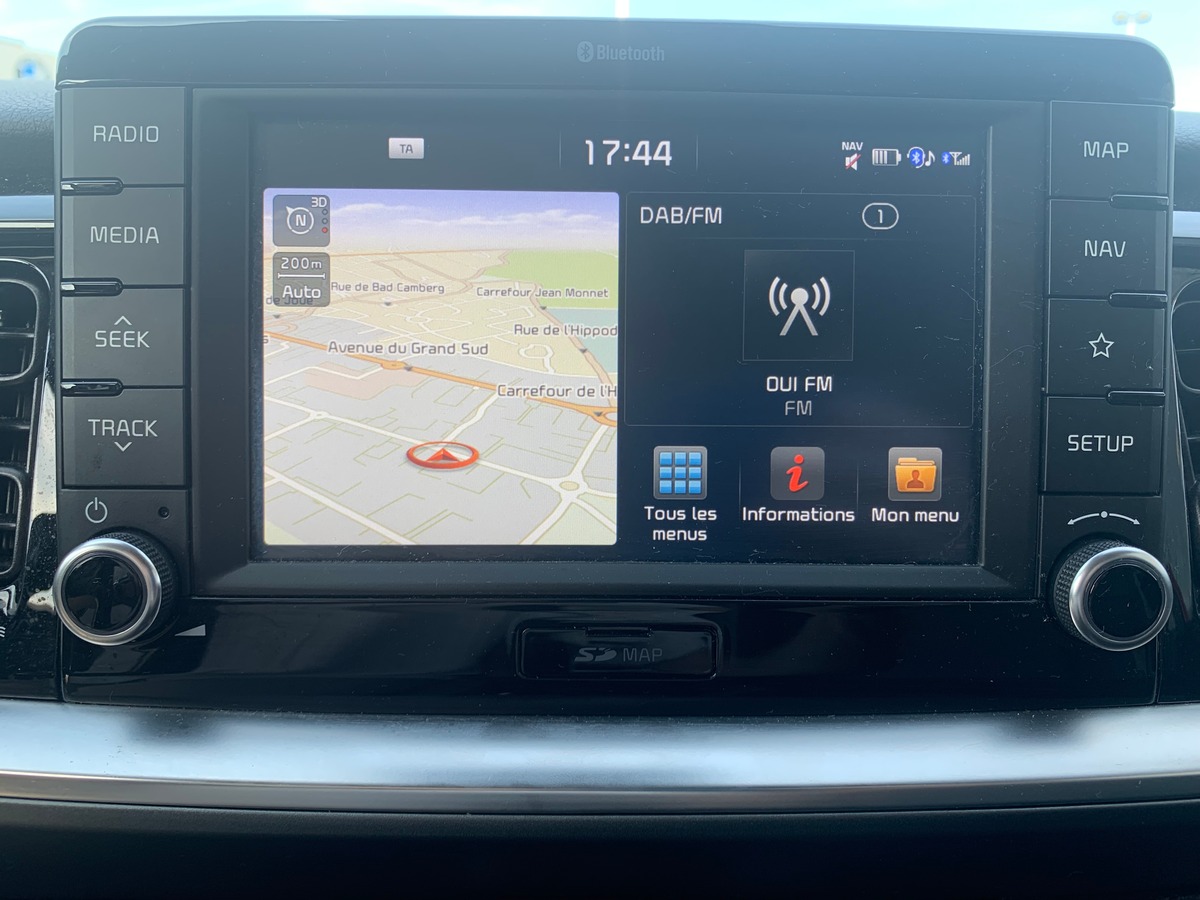 Kia Stonic 120 ch | Premium | Caméra recul | Régulateur vitesse | Apple car Play | Siéges chauffants