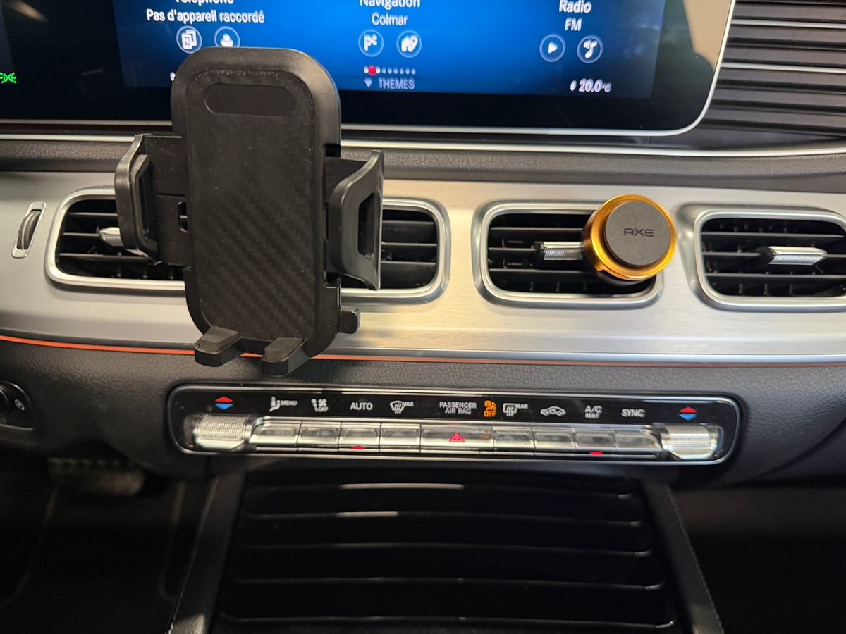 Mercedes Benz GLE 300 d 4matic AMG Line / Toit Panoramique Ouvrant / Led d Ambiance / Caméra recul