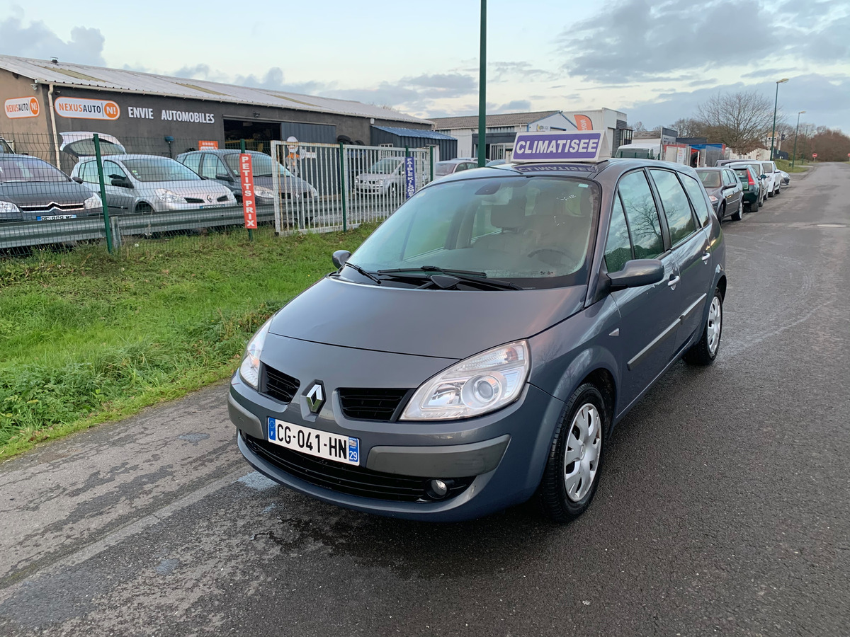 RENAULT Grand Scenic 1.5 dci - 105 - 7pl 121810KM