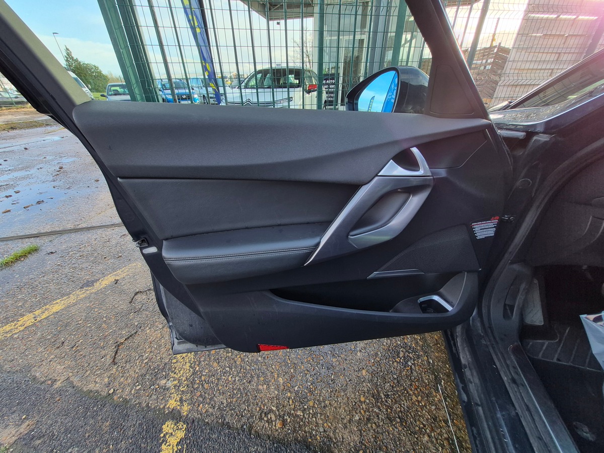 Citroën DS5 e-HDI 115 EXECUTIVE BMP6