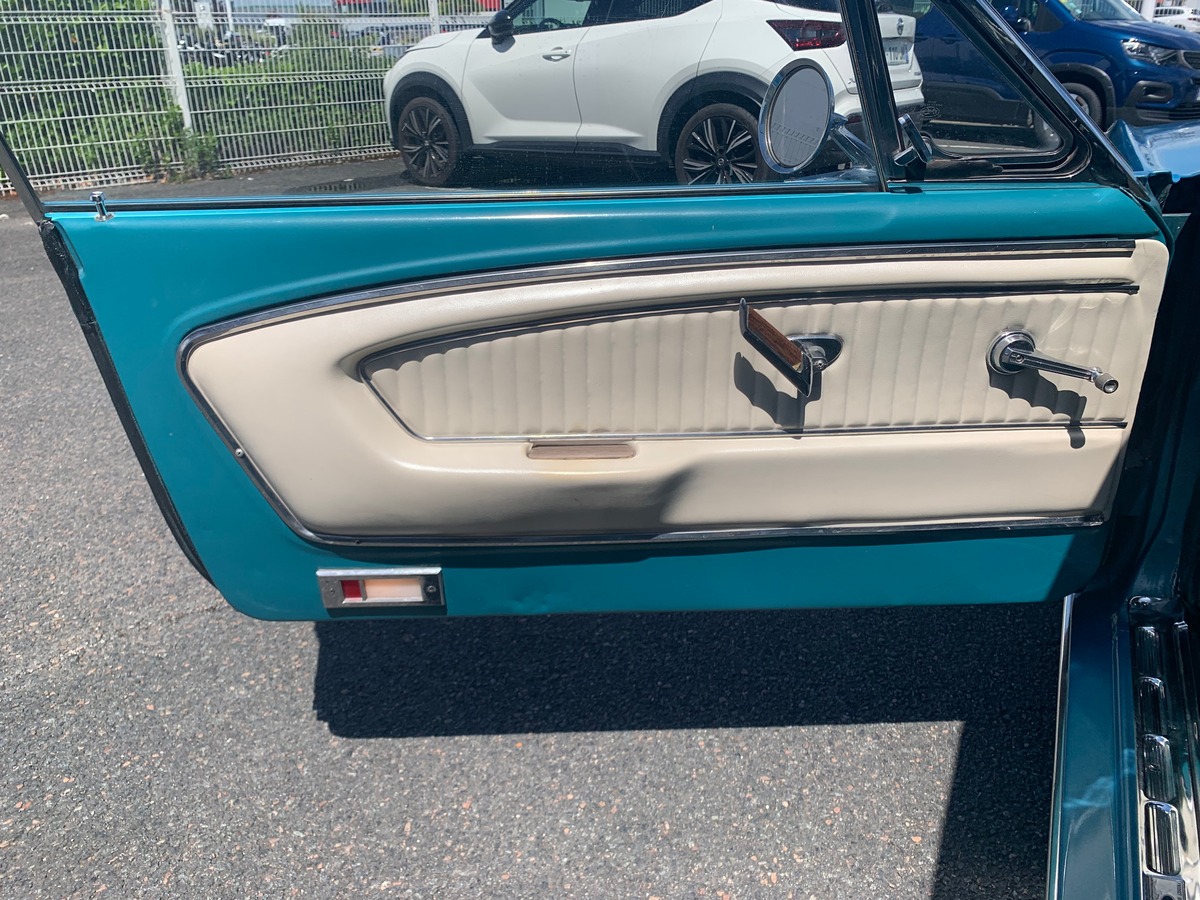 Ford Mustang V8 | Convertible | Cabriolet | Boîte de vitesse manuelle