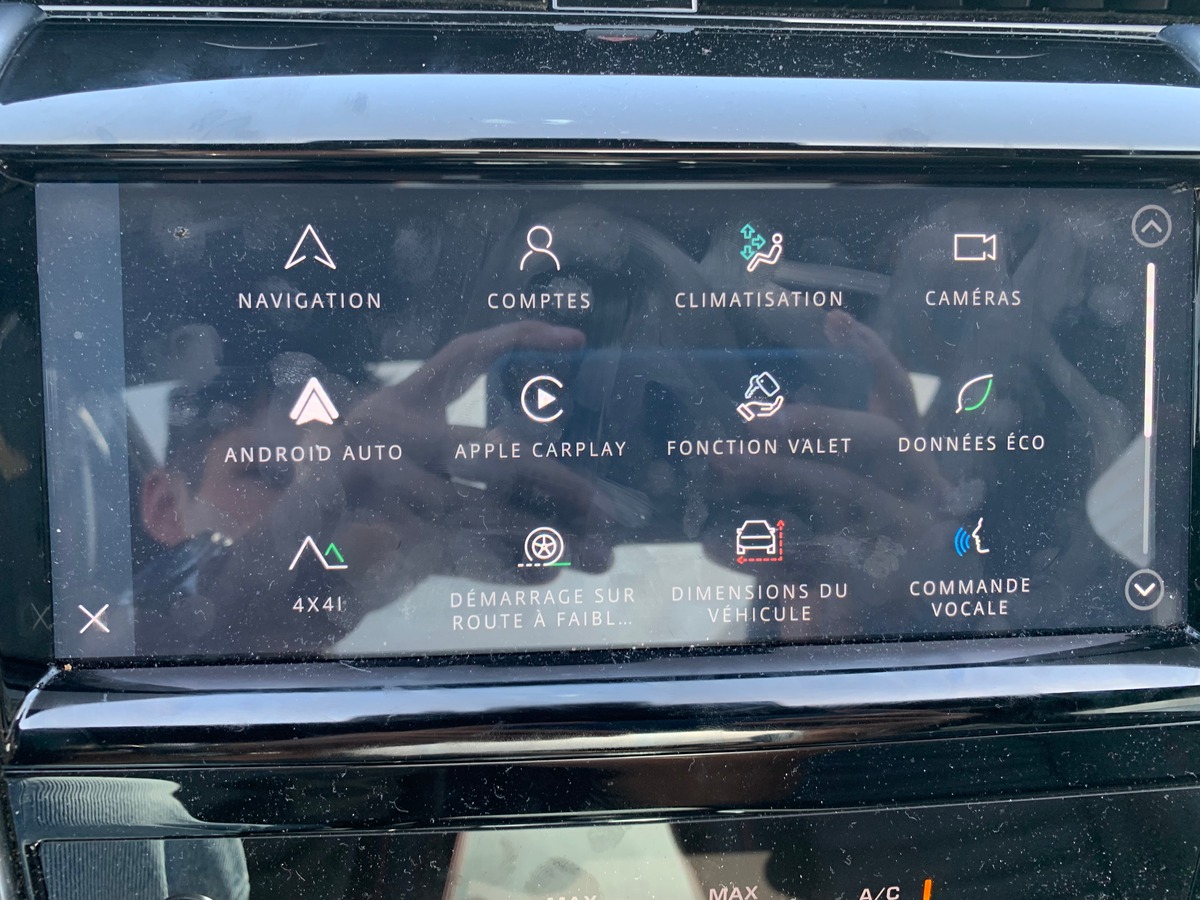 Land-Rover Discovery Sport L550 | P300e | PHEV | Toit panoramique | Caméra recul | Apple car play