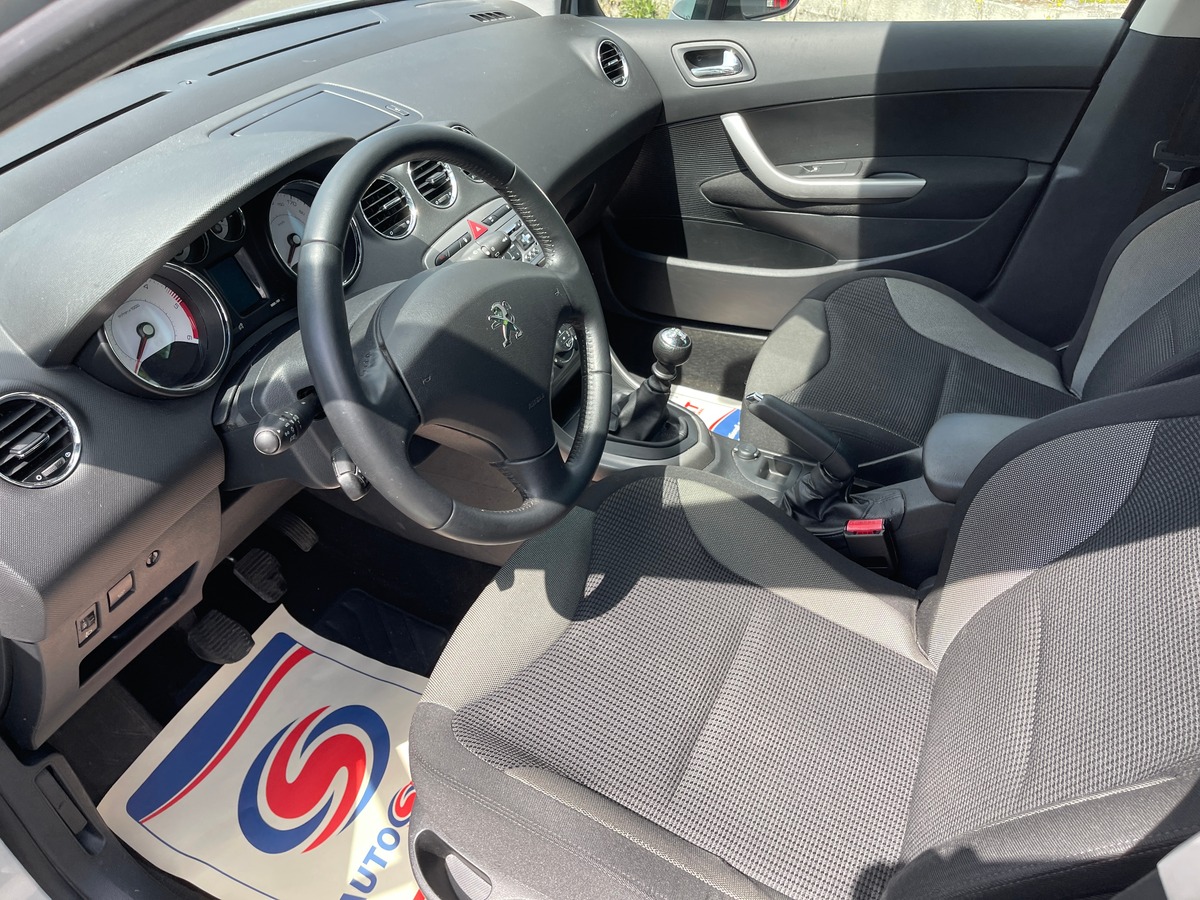 Peugeot 308 1.6 HDI 112 ACTIVE