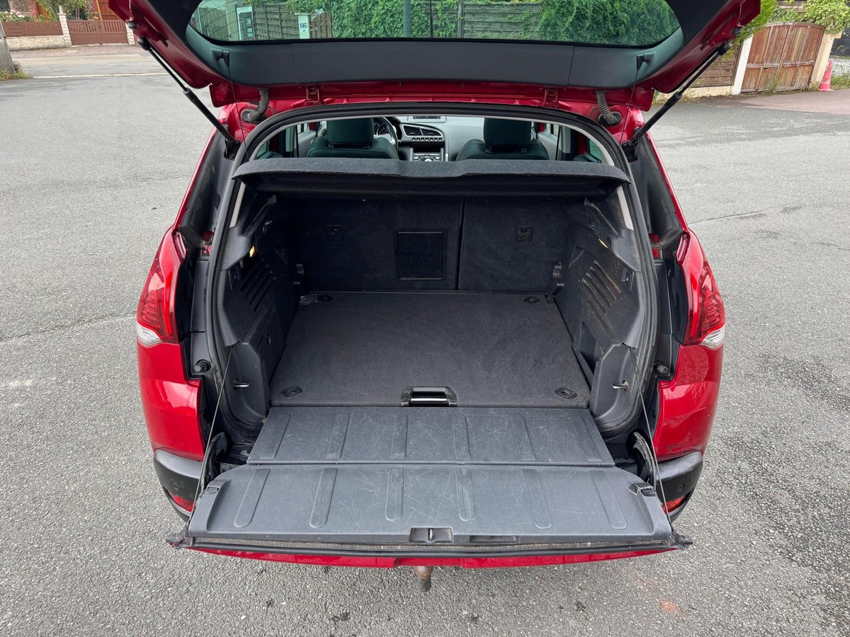 Peugeot 3008 phase 2 1.6 hdi 115cv Allure - Garantie