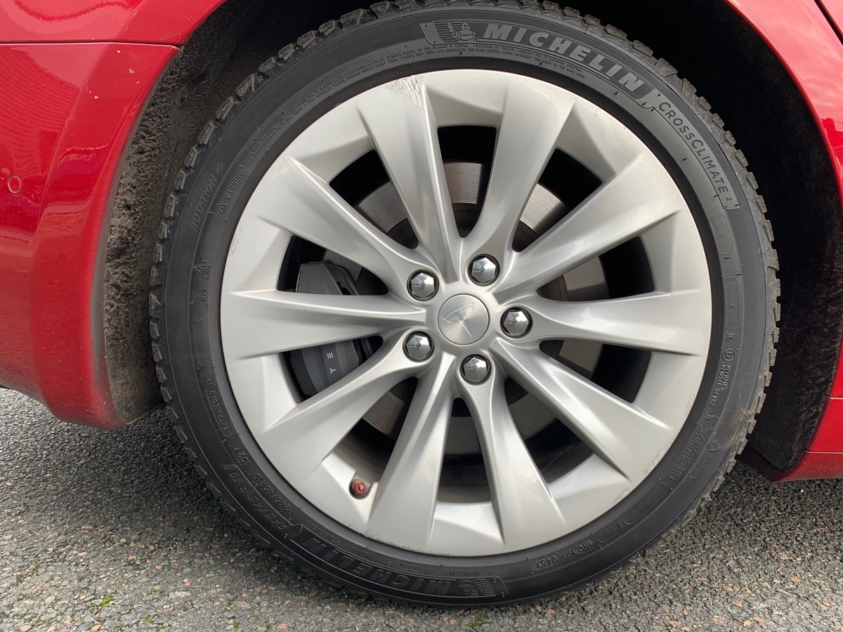 Tesla Model S 75D Dual Motor | GPS | Caméra recul | Ouverture du coffre mains libres | Phares LED