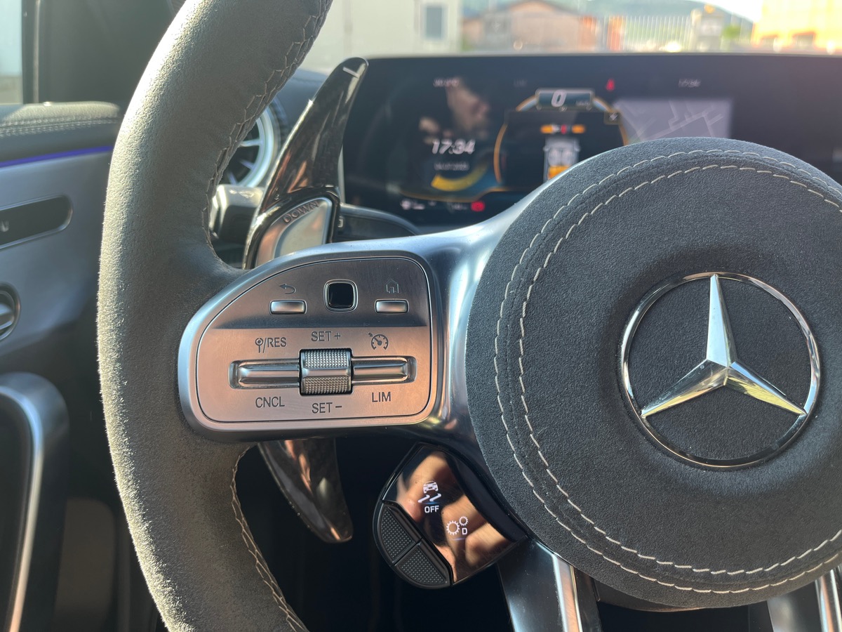 Mercedes-Benz Classe A 35 AMG 2.0 4MATIC 7G-DCT 306cv EDITION ONE, Contrat d'entretien 2 ans inclu