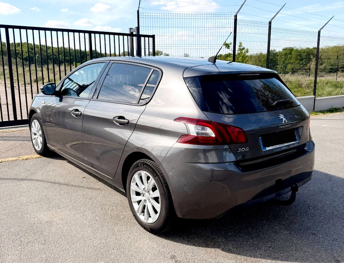 Peugeot 308 1.2 vti