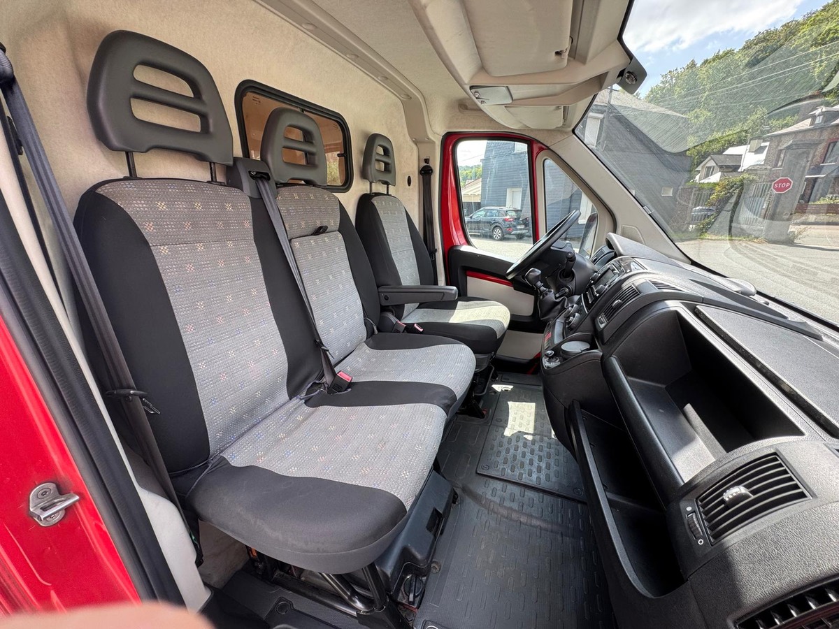 Peugeot Boxer II 3.0 HDI 180cv pack clim L3H2 vitré - Deuxième main - Boite manuelle