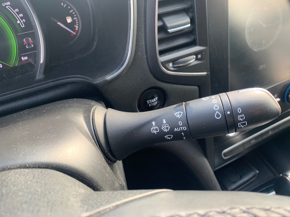 RENAULT Megane Estate Intens | GPS | Jantes Alu 17'' | Caméra de recul | Climatisation automatique