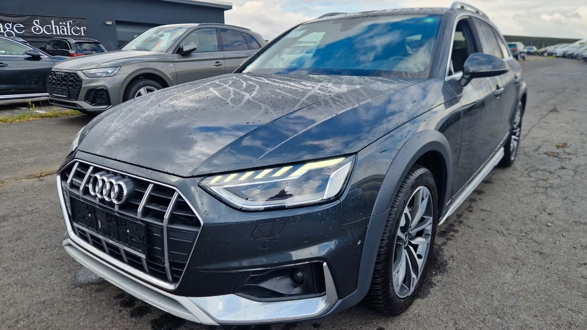 Audi A4 Allroad 40 TDI 204ch Avus quattro S tronic 7/Attelage/Caméra360/Gris Manhattan