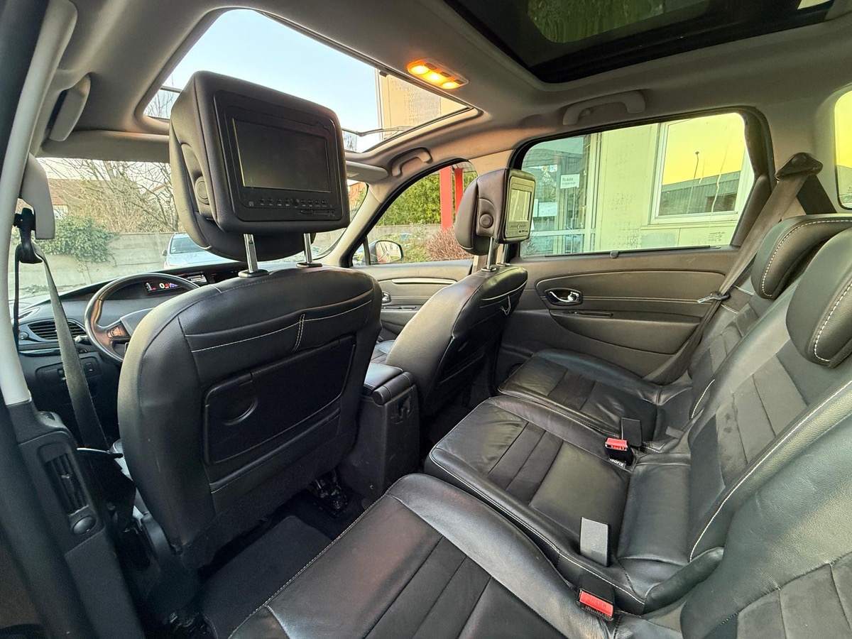 RENAULT Scenic 1.6 DCI 130 CV SL LOUNGE 1er main en 4XCB
