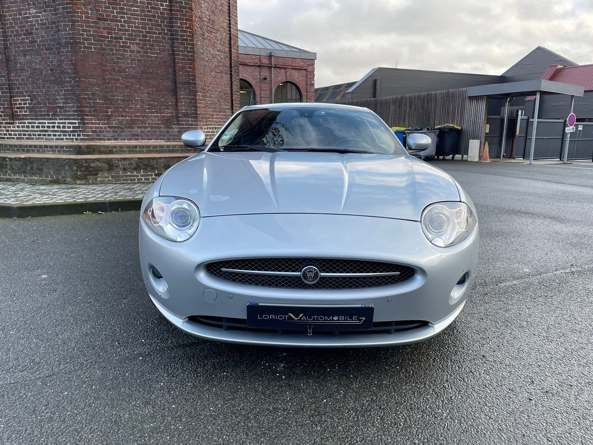 Jaguar XK V8 4.2