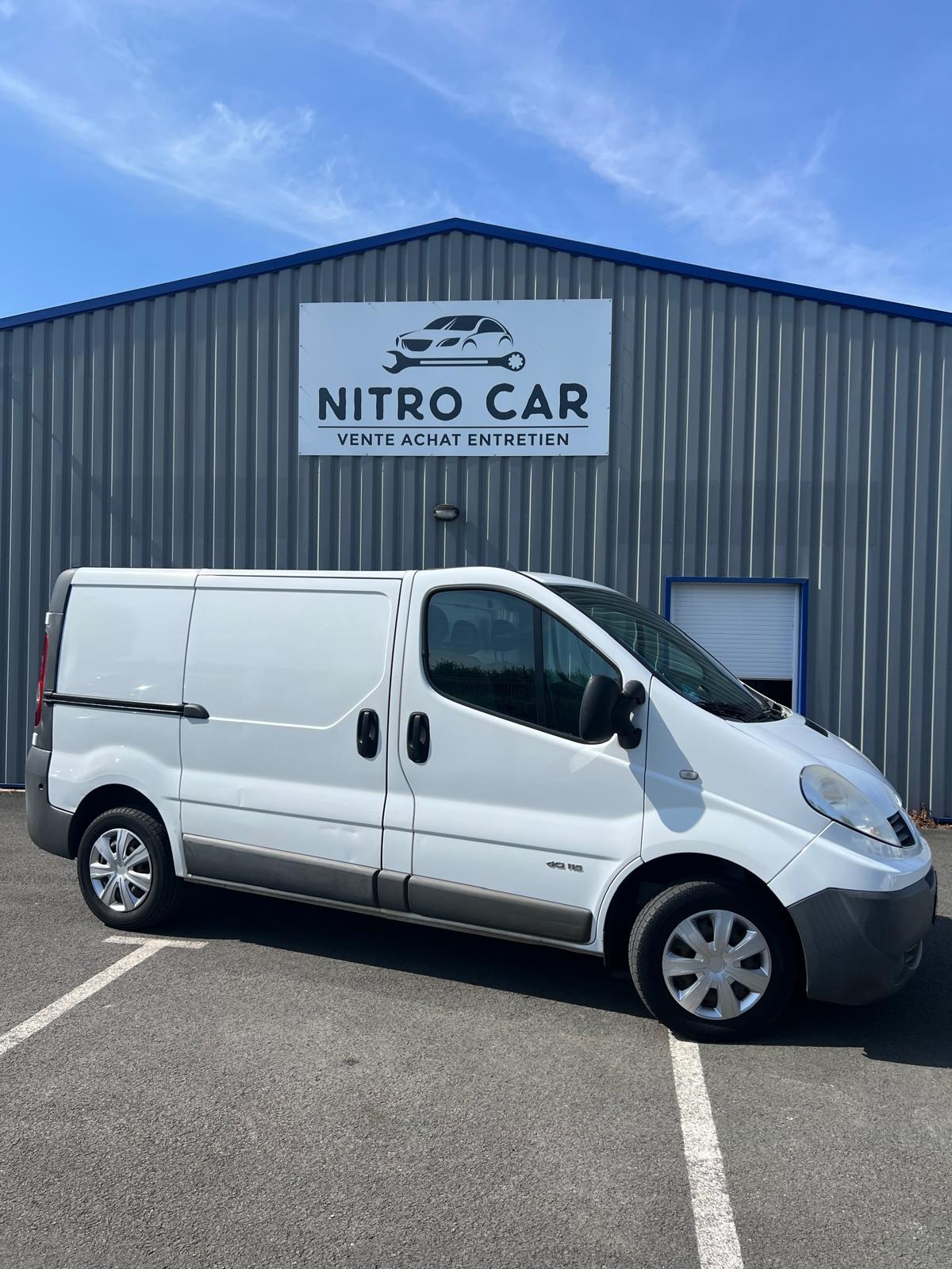 RENAULT Trafic