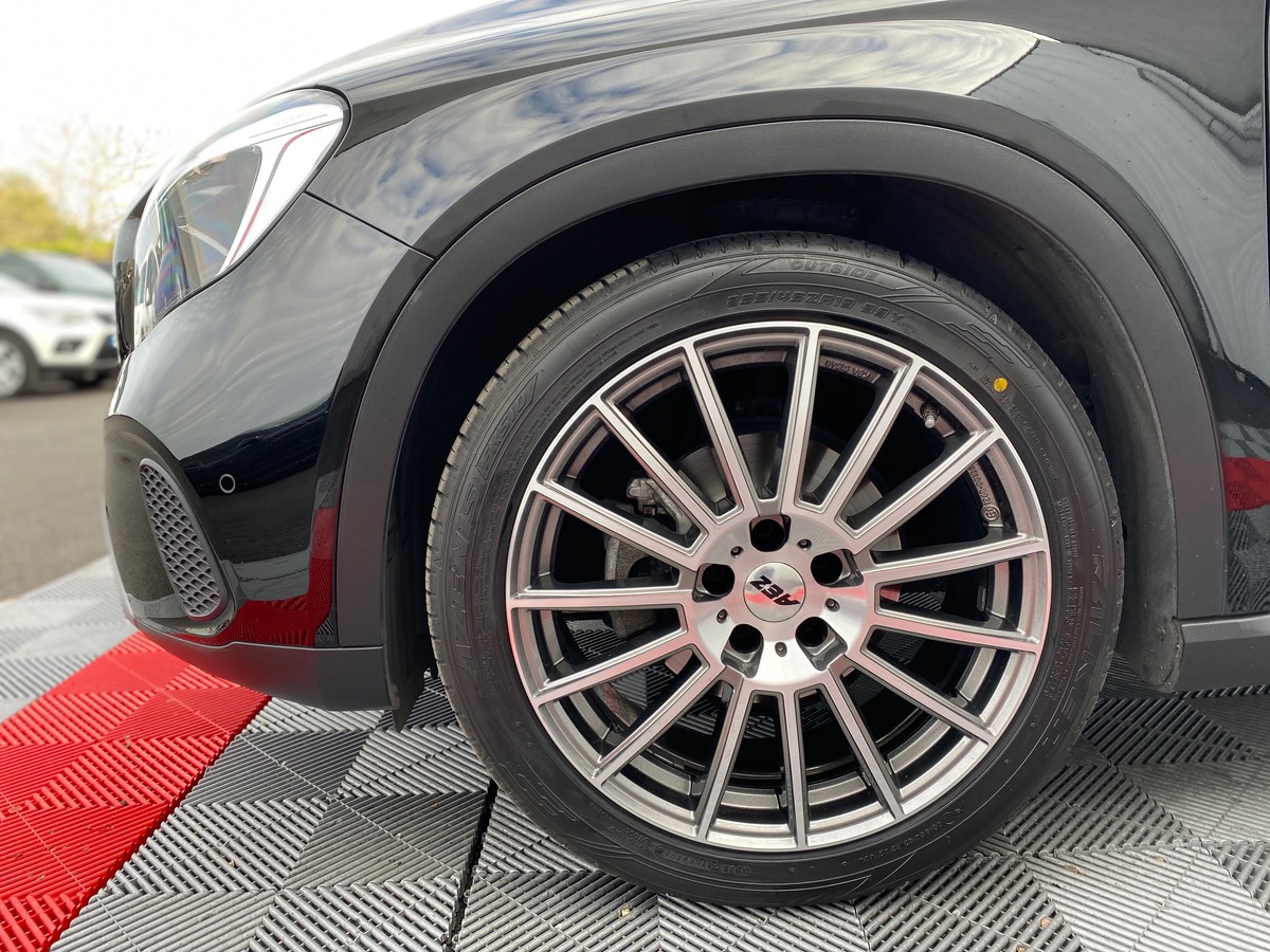 Mercedes-Benz GLA* 180 PHASE 2 1.6 122 INTUITION c