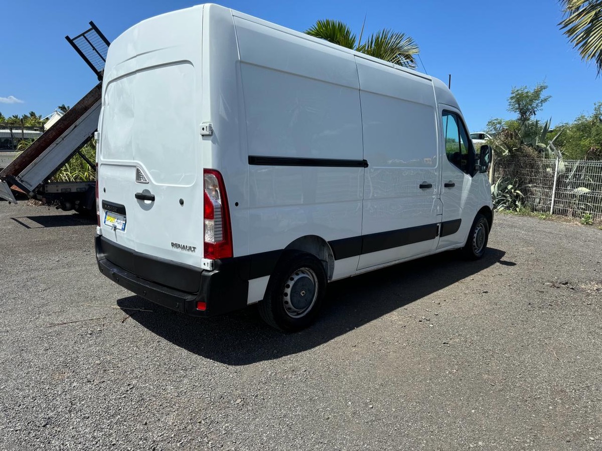 RENAULT Master 2017 3 PLACES 2.3L 130CH  Xx SPORT AUTO  XX