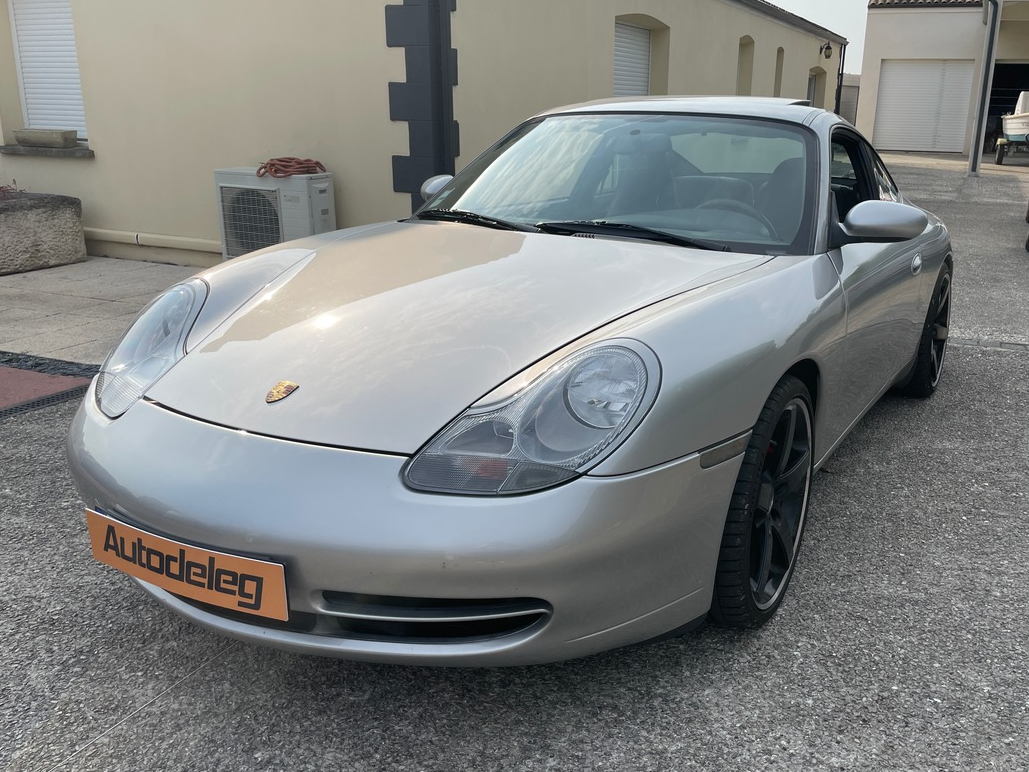 Porsche 911 Carrera coupé (996) 3.4L 301 CH