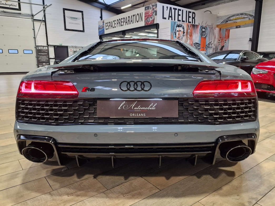 Audi R8 5.2 V10 FSI RWD LIGNE MILTEK 540CH