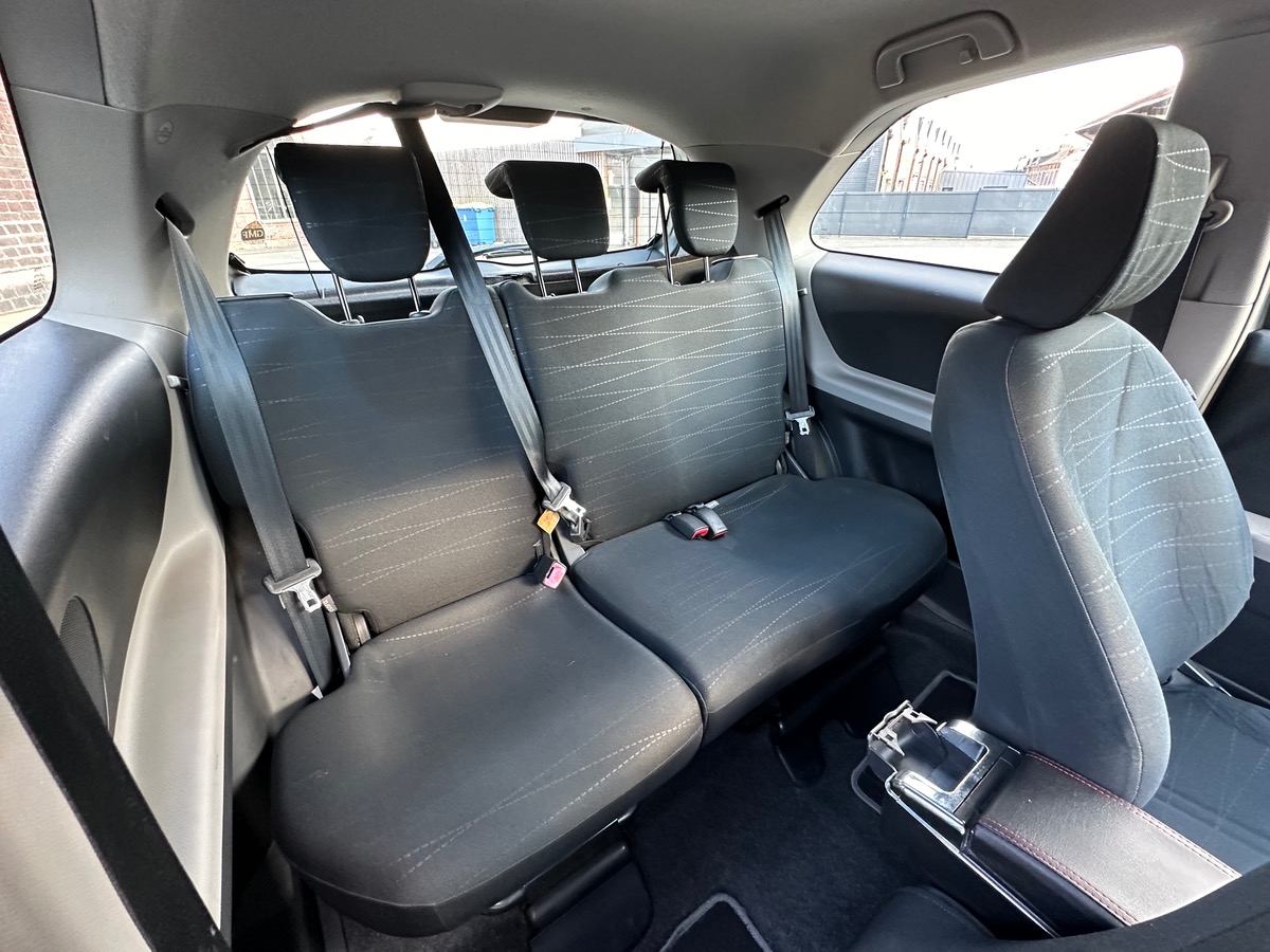 Toyota Yaris 1.0 VVT-i 70 Création - Garantie