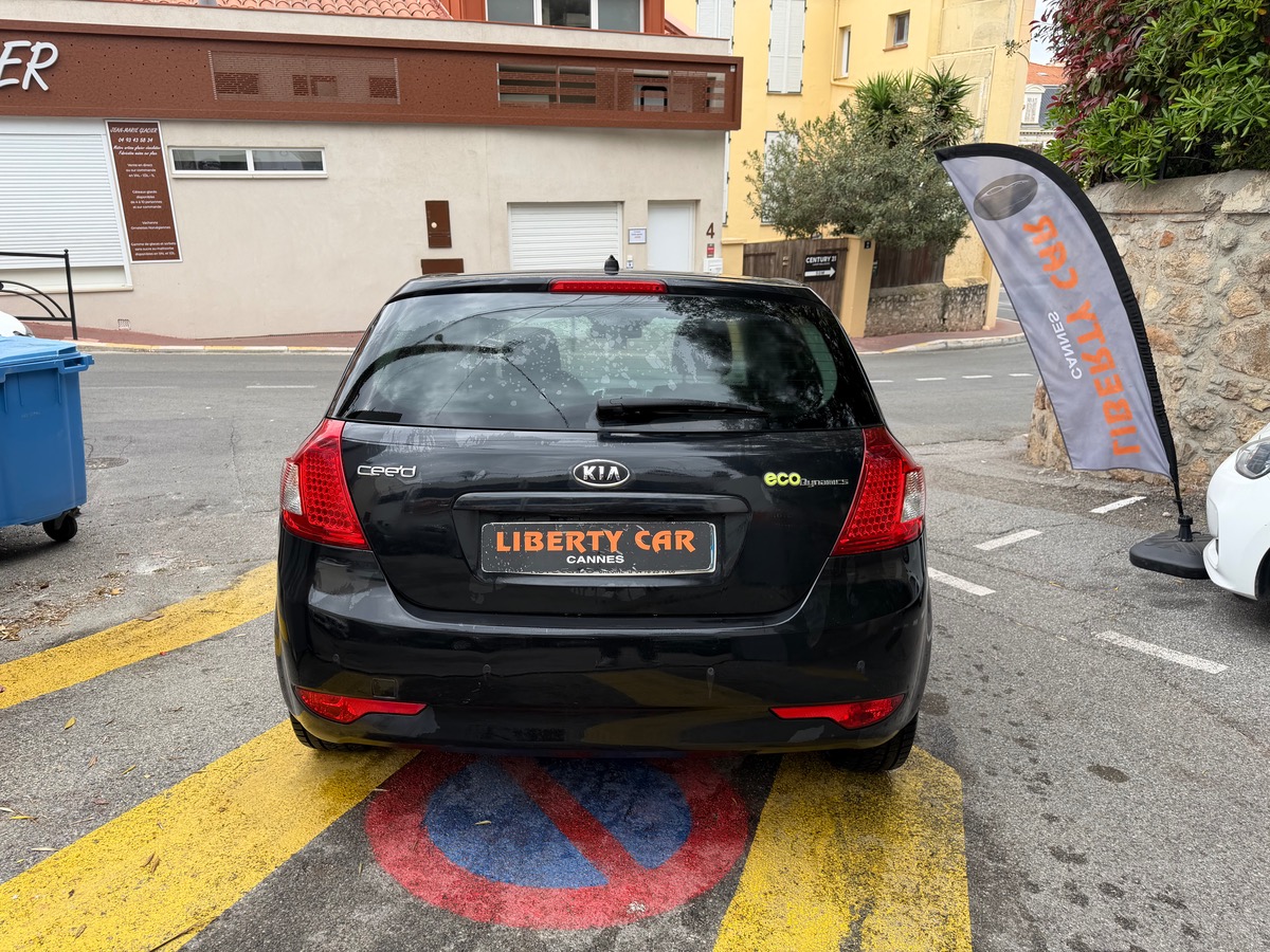Kia Ceed 1.6 CRDI 115 CV / Clim / Jantes / Phase 2