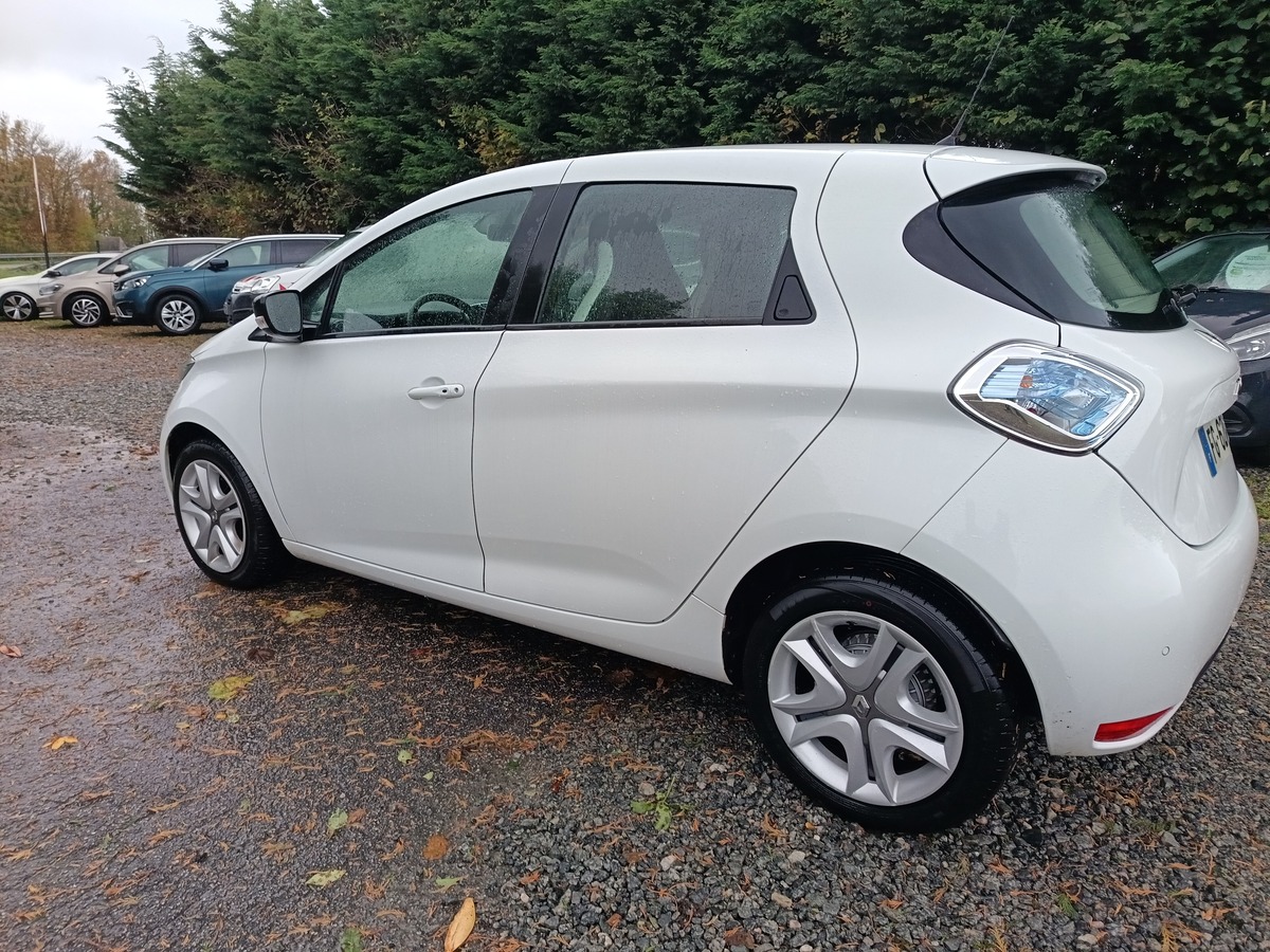 RENAULT Zoe Business charge normale R90 Achat intégral Gtie 12 mois