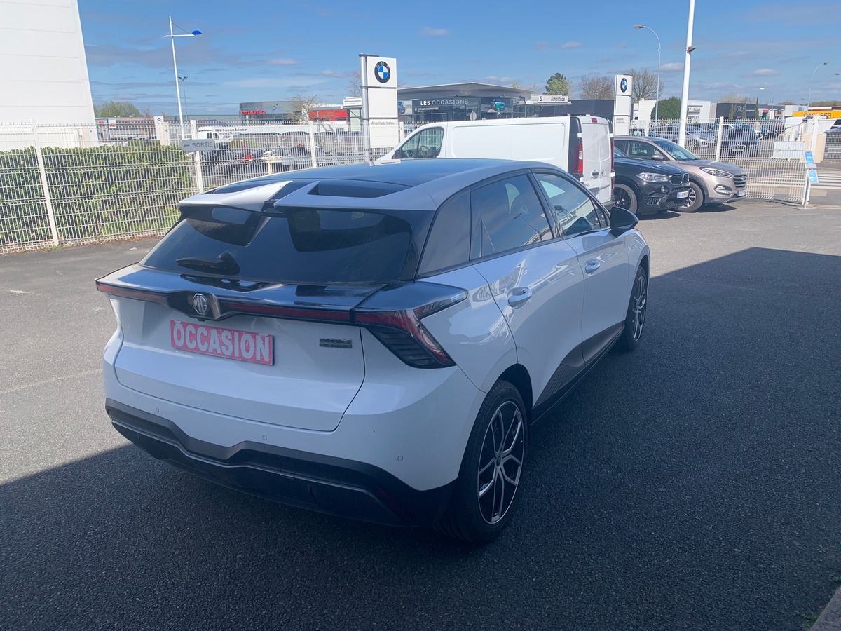 MG MG4 245 | 77 Kwh | Luxury | Apple car Play | Caméra | Siéges chauffants | Régulateur adaptatif