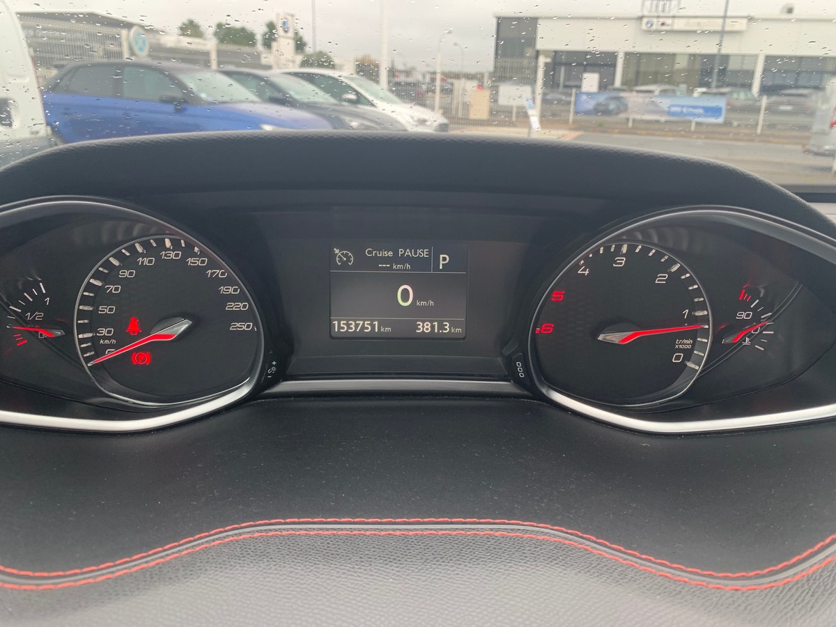 Peugeot 308 180 chevaux | GT | Toit panoramique | Caméra de recul | Régulateur de vitesse | GPS