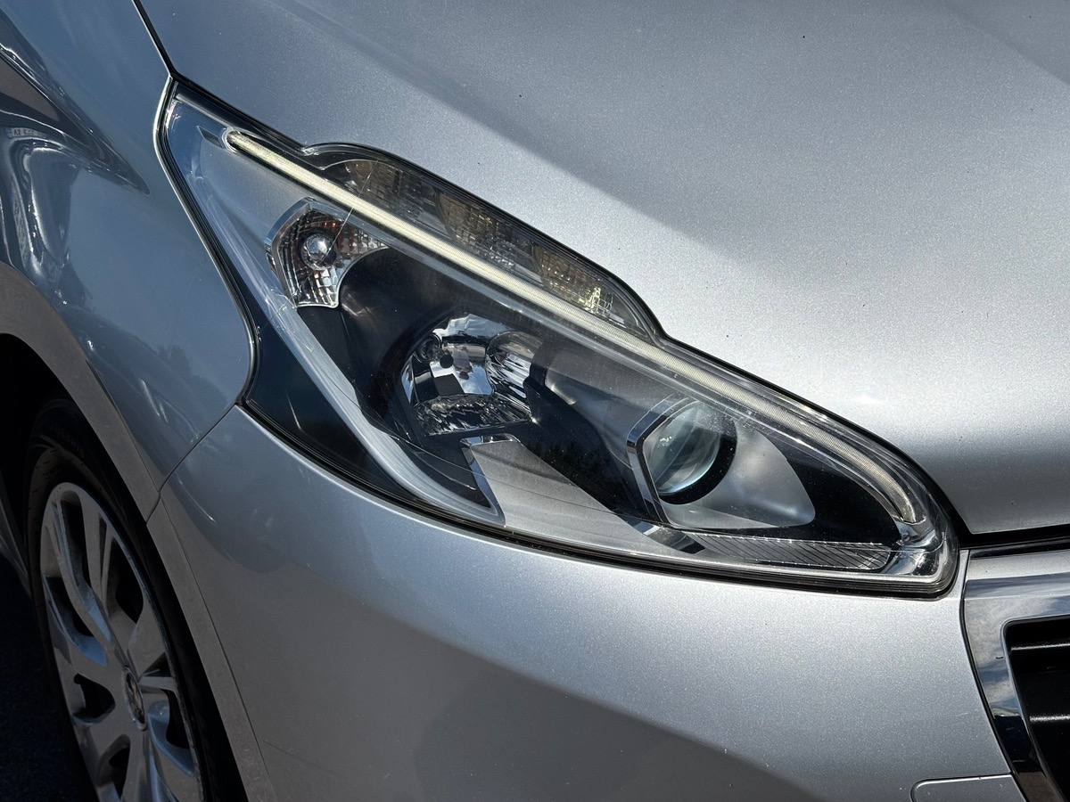 Peugeot 208 Société 1.6 hdi 75 BVM5