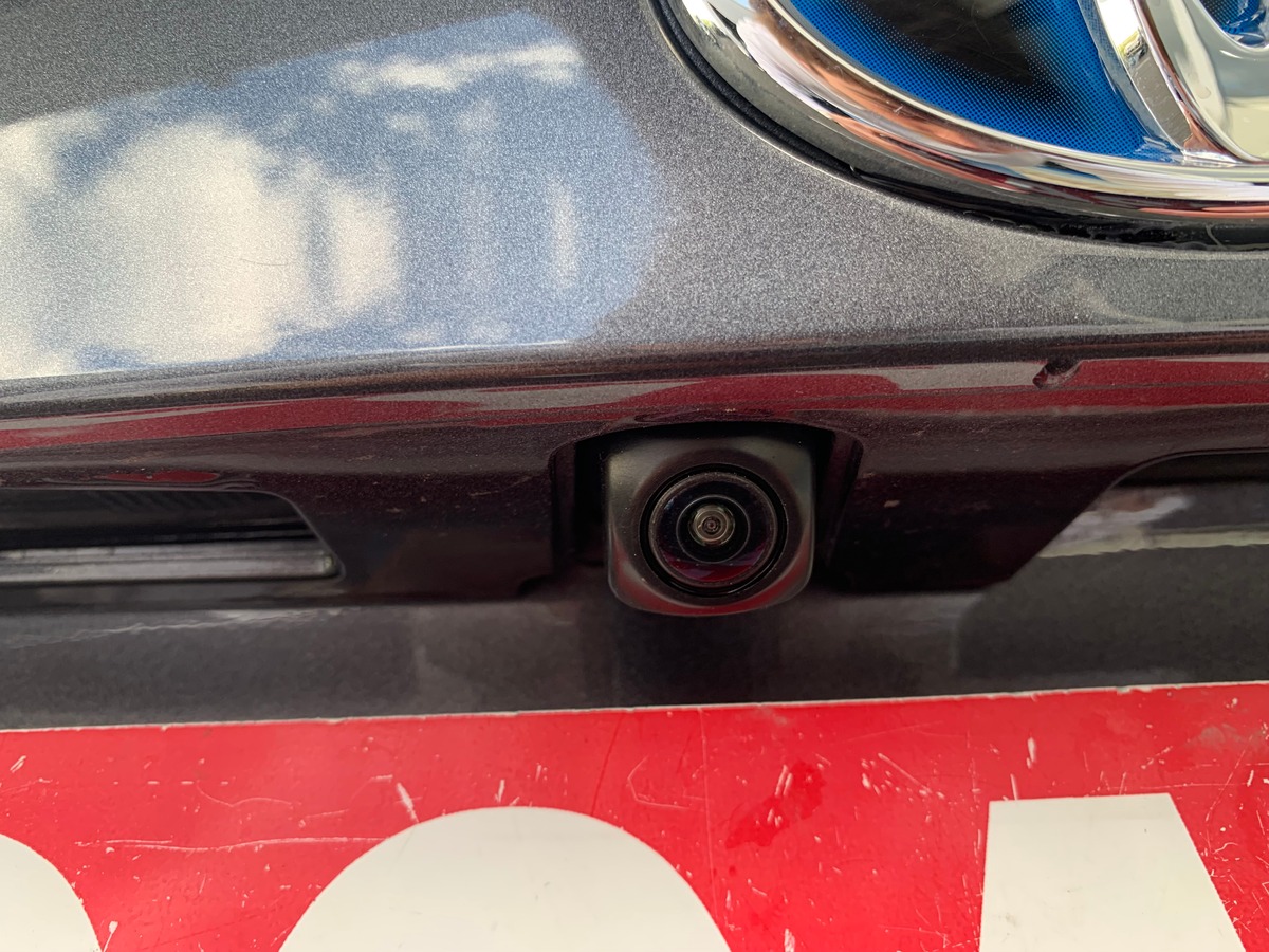 Toyota C-HR 184 ch | Attelage | GPS | Radio JBL | Caméra recul | Radar stationnement arriére, avant