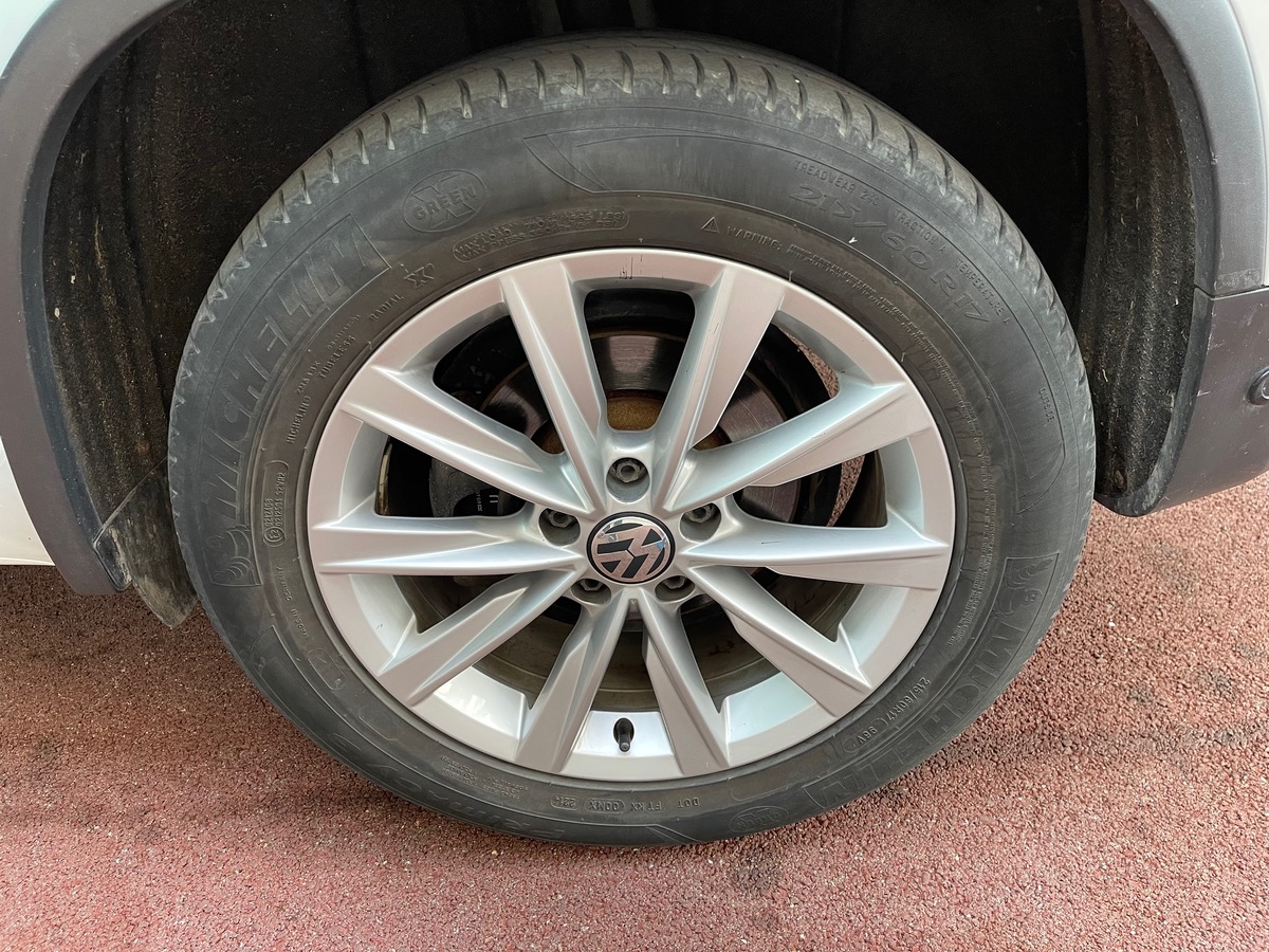 Volkswagen Tiguan 2.0tdi Phase 2 110CV CARAT/TOIT