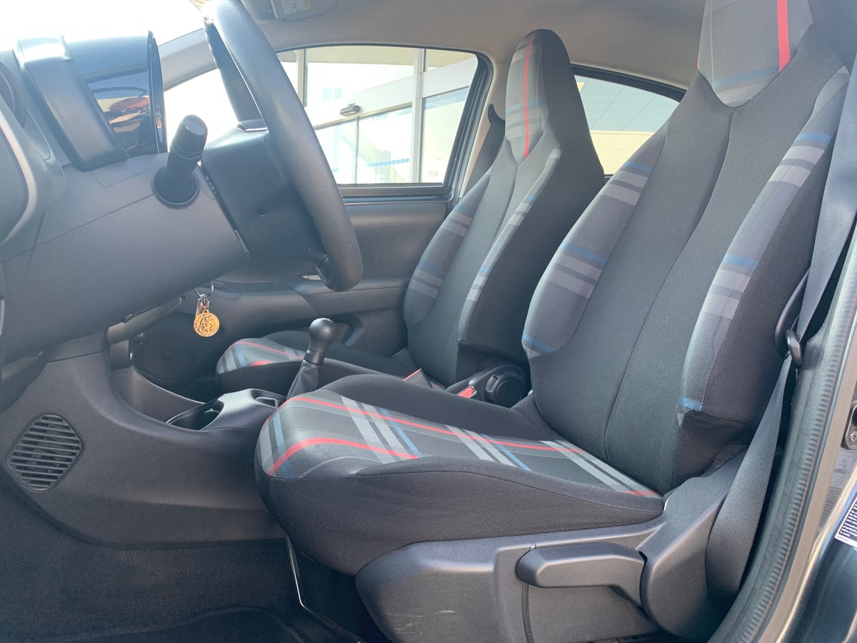 Peugeot 108 70 chevaux | Climatisation | 5 Portes | Bluetooth