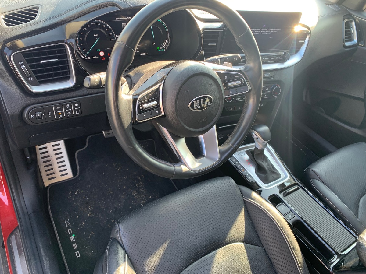 Kia XCeed 141 |Premium | Toit ouvrant | Siéges chauffants climatisés | Caméra recul | Apple car Play