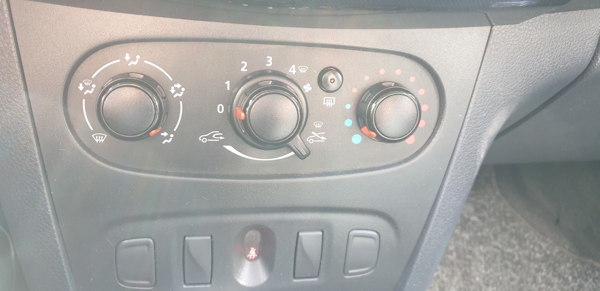 Dacia Sandero 1.0 SCE 75 Essentiel