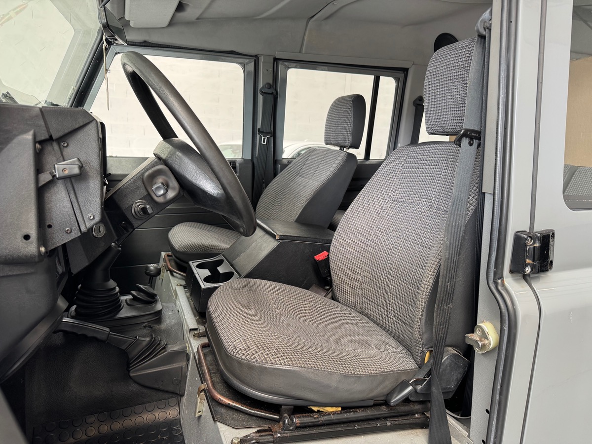 Land-Rover Defender 130 TDI 200 MOTEUR 11L BOITE DE VITESSE LT77S