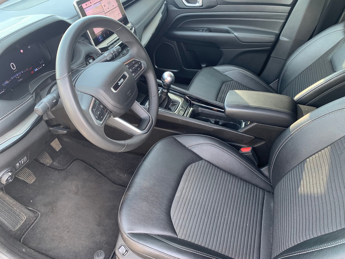 Jeep Compass 130 | (2) 1.6 MJET | Night Eagle | Attelage | GPS | Régulateur vitesse | Apple car Play