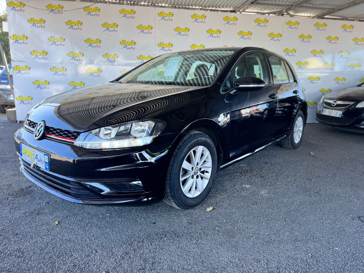 Volkswagen Golf 1.0 tsi