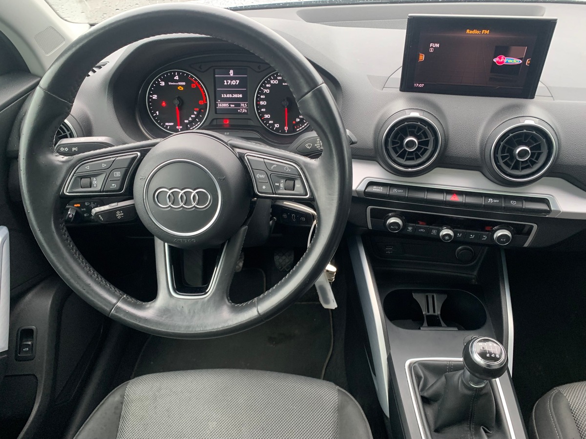 Audi Q2 115 ch | Sport | Toit ouvrant | Régulateur vitesse | Radar | Bluetooth | Coffre électrique