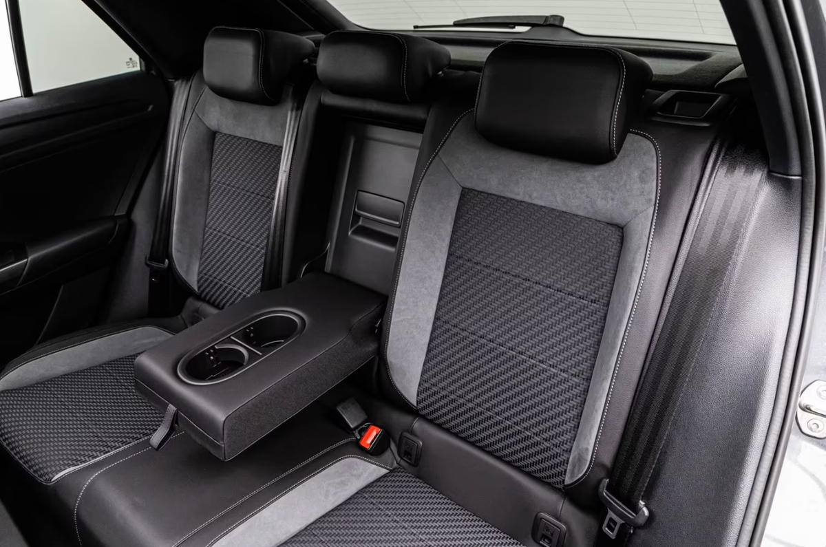 Volkswagen T-Roc 2.0 TSI 300ch R 4-Motion DSG7/Toit ouvrant/Beats/Attelage