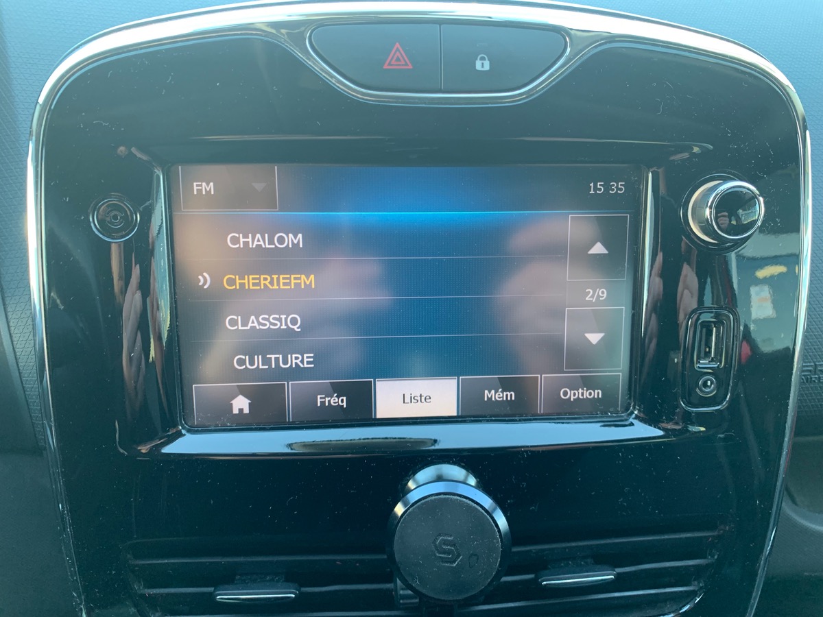 RENAULT Clio IV 90 ch | GPS | Régulateur de vitesse | Climatisation | Bluetooth | Démarrage sans clé