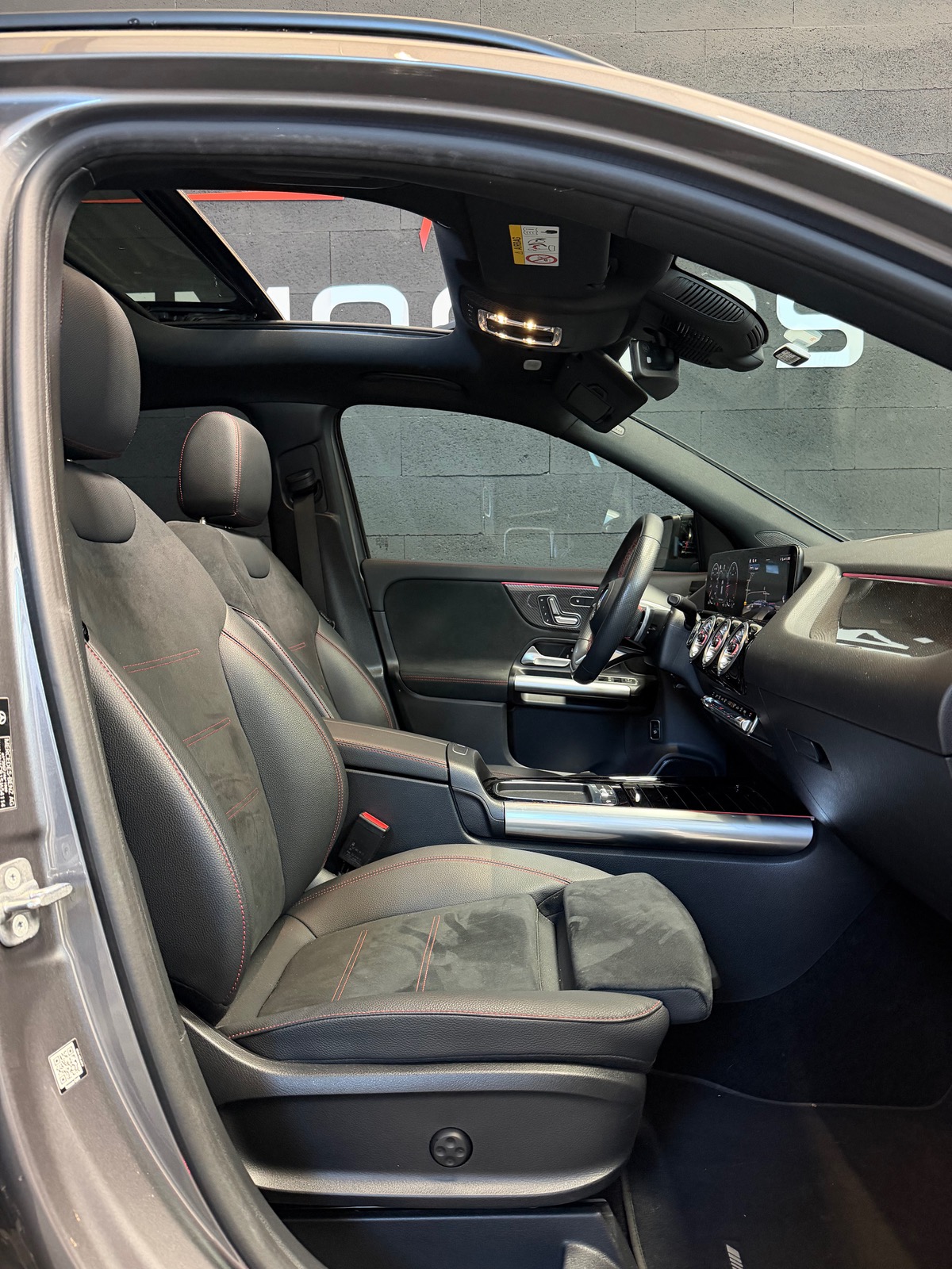 Mercedes Benz GLA 200d 2.0 d 16V 8G-DCT 150 cv AMG LINE PREMIUM PLUS
