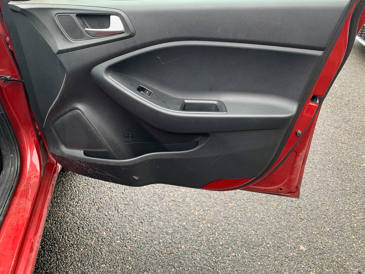 Hyundai i20 84 ch | Edition 1 | Régulateur de vitesse | Jantes Alu | Climatisation | Radar arriére