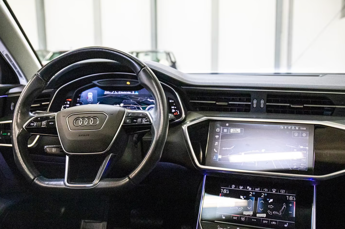 Audi A6 Avant 45 TFSI 245ch S tronic 7/B&O/Toit ouvrant/Matrix/VO allemand/Malus 4250e