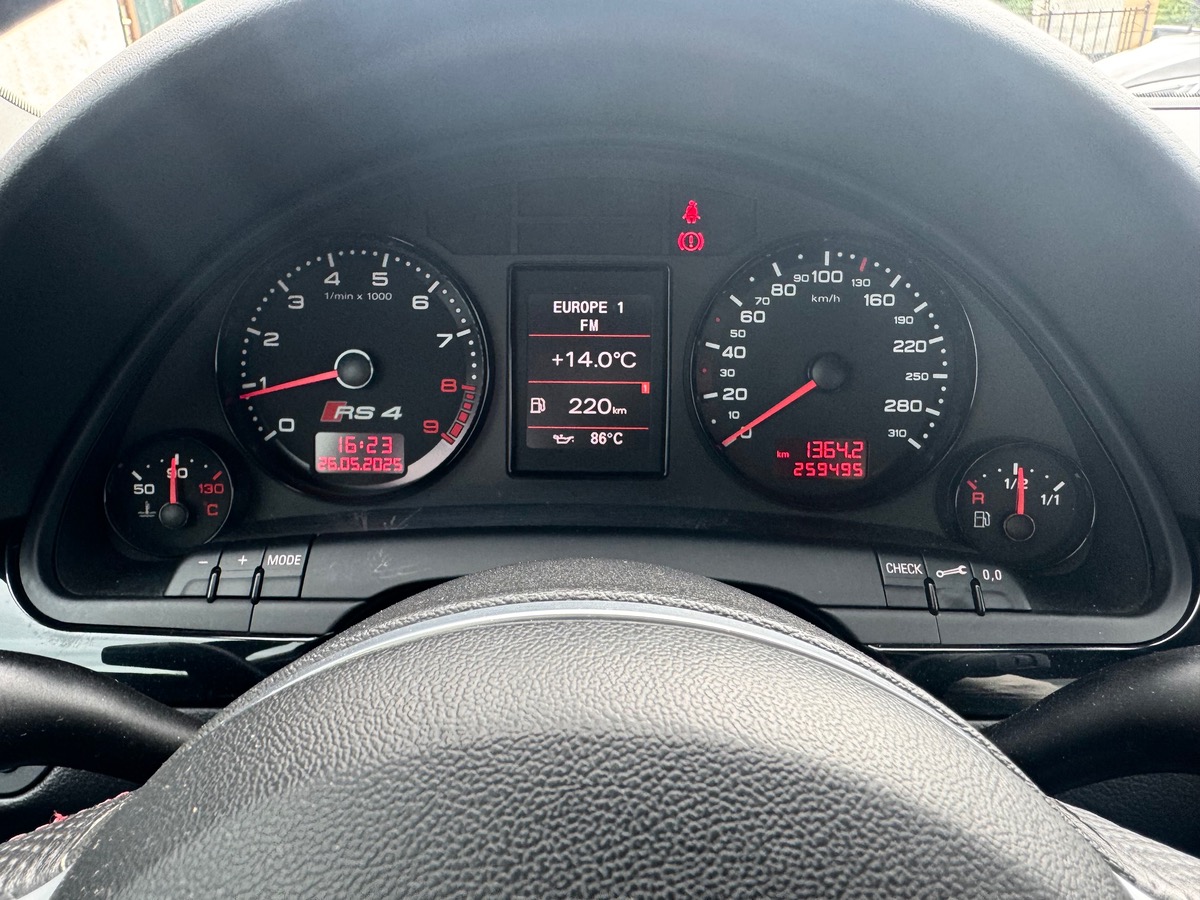 Audi RS4 B7 AVANT PACK F1 4.2 V8 420 CH QUATTRO / CT OK