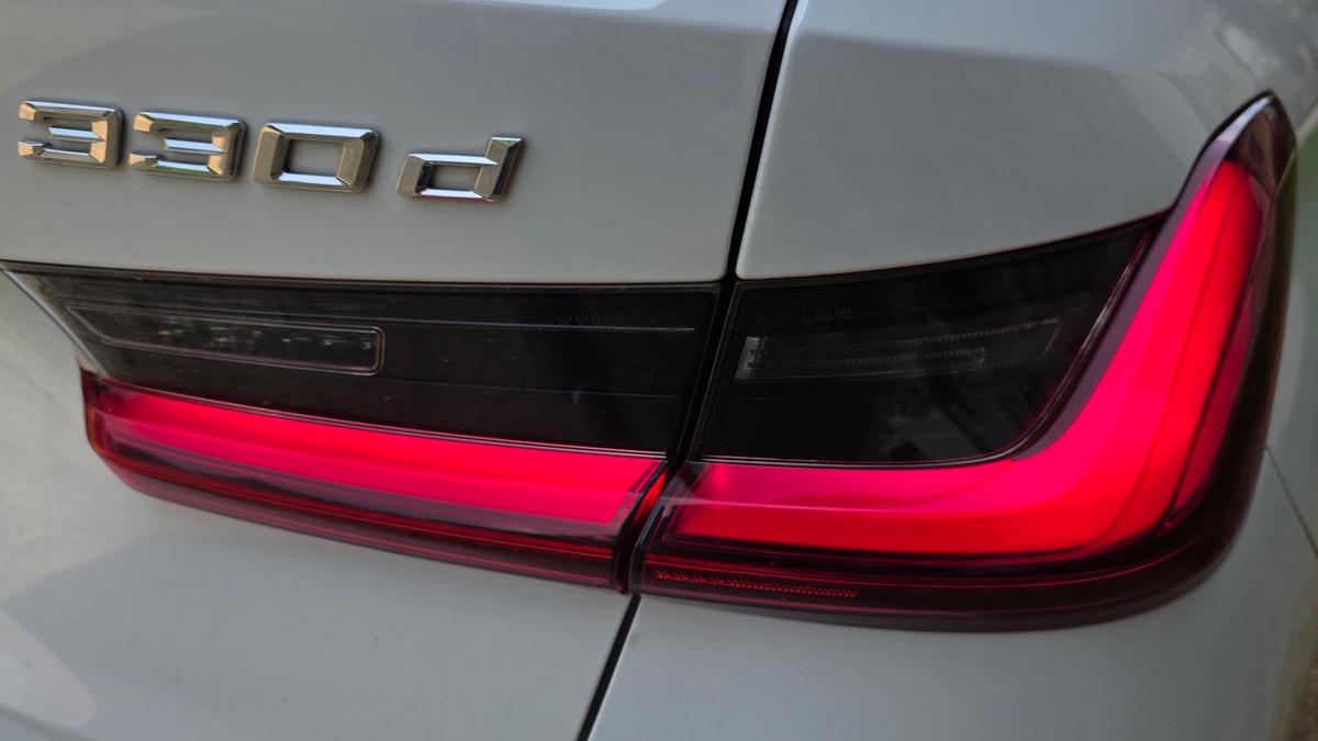 Bmw Série 3 Touring 330d G21 (286 ch)