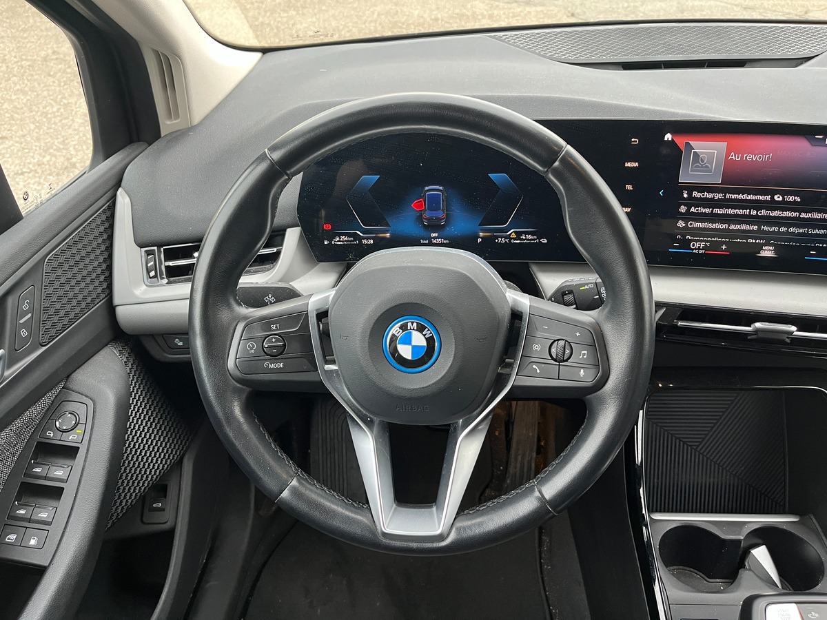 Bmw Série 2 225e Active Tourer XDRIVE, SUIVI COMPLET BMW, ATTELAGE, CAMERA, PARK ASSIST