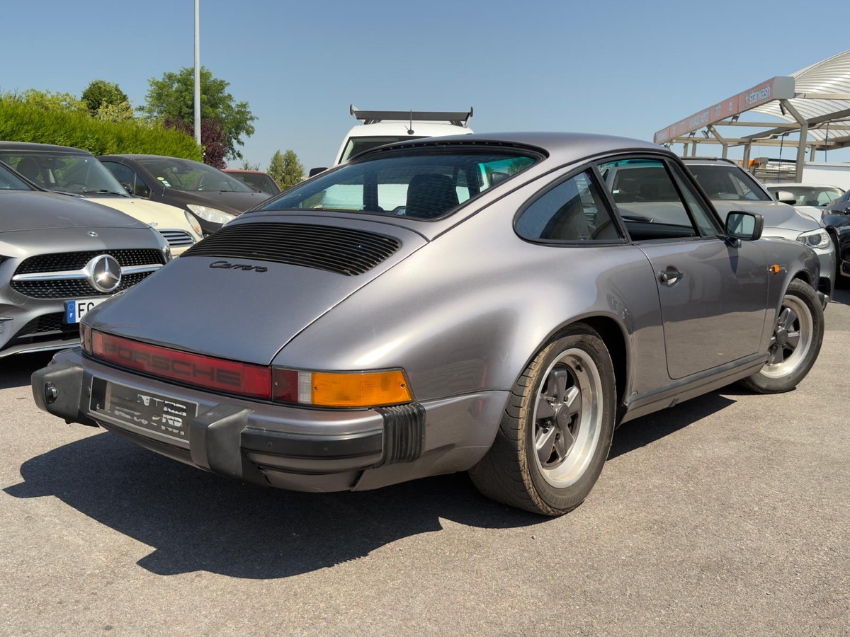 Porsche 911 SC 3.2 231ch Carrera
