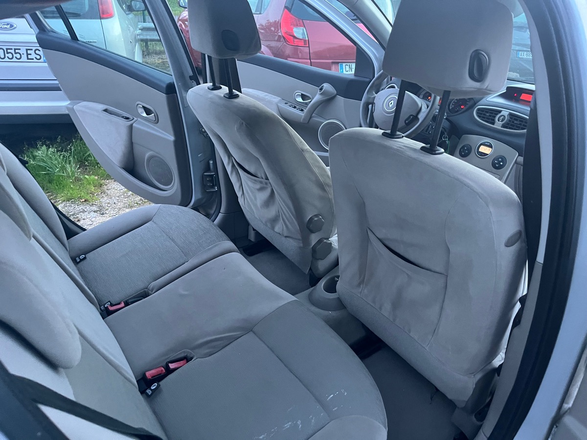 RENAULT Clio 1.5 dci 85 CH