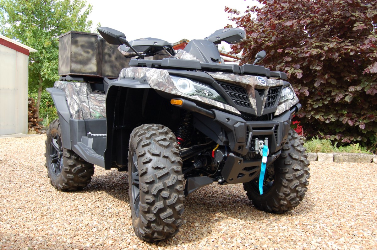 CF MOTO Quad Agricole