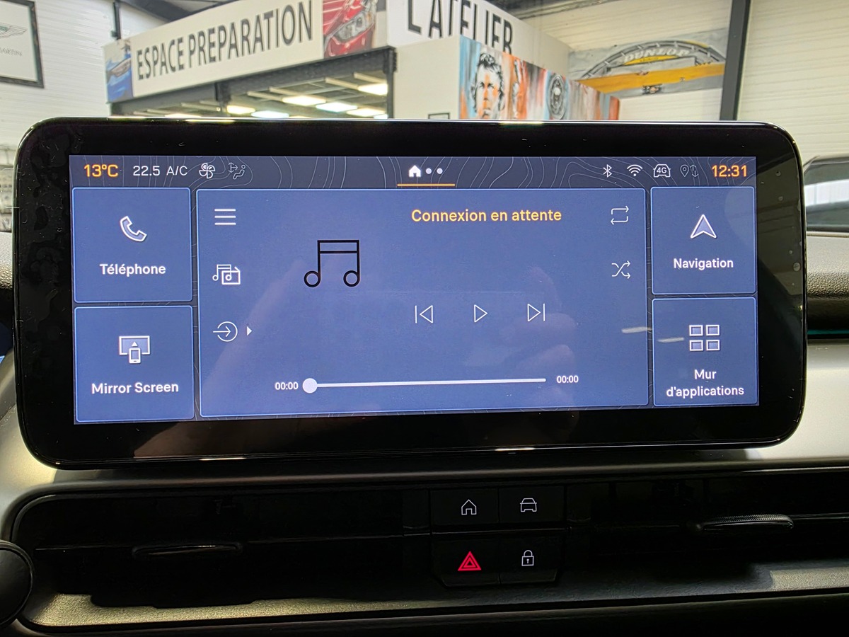 Jeep Avenger (2) 1.2 TURBO T3 100 E-HYBRID SUMMIT JBL / CAMERA C