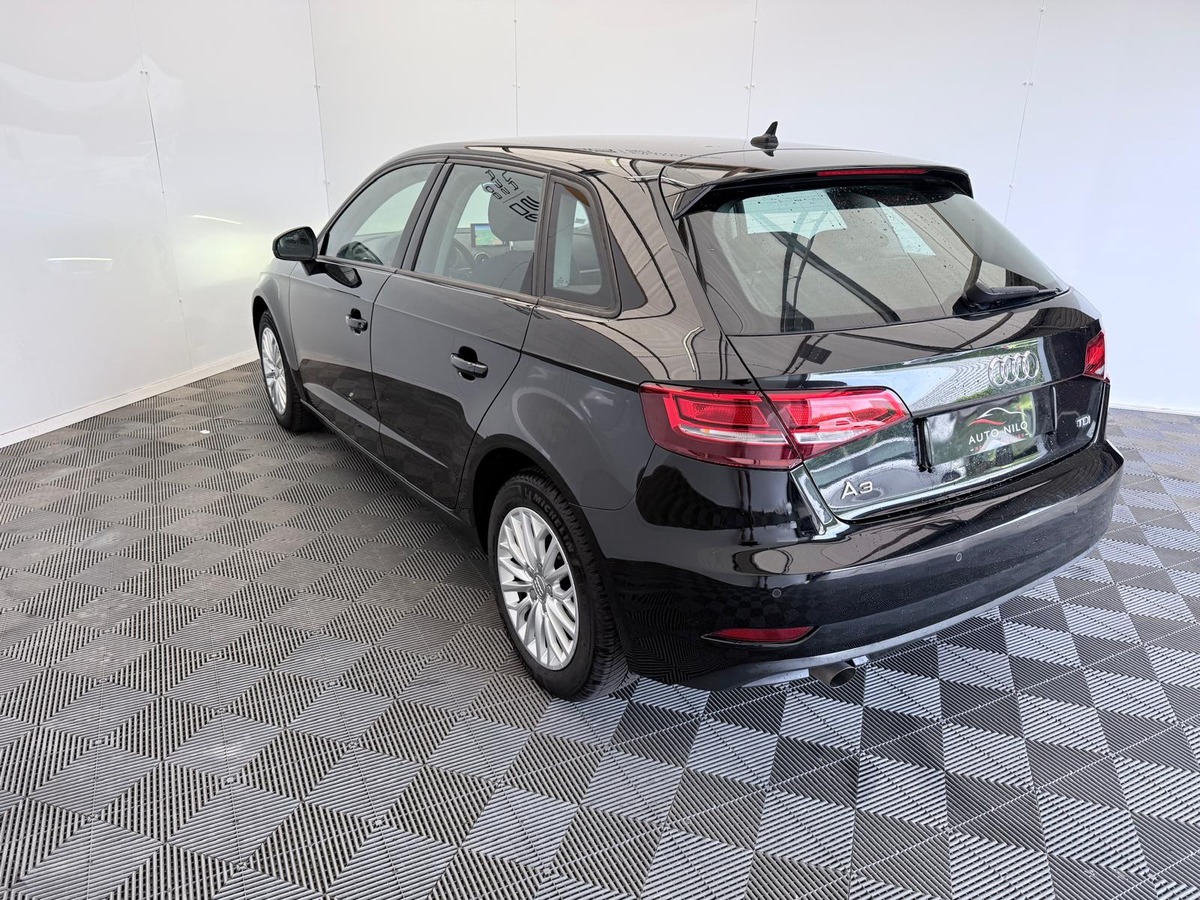Audi A3 Sportback 1.6 Tdi 110  business Première main